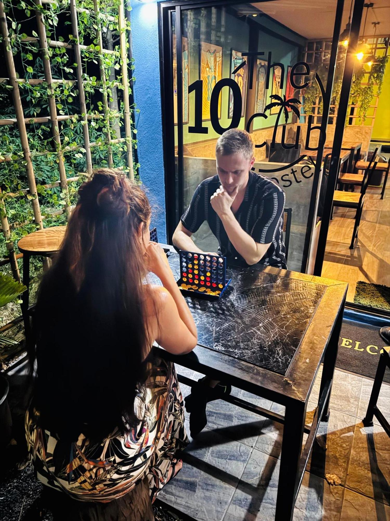 The 10 Club Hostel 通萨拉 外观 照片